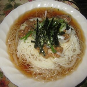 のど越しツルン 納豆卵かけそうめん レシピ 作り方 By はなまる子 楽天レシピ のど越しツルン 納豆卵かけそうめん レシピ 作り方 By はなまる子 楽天レシピ